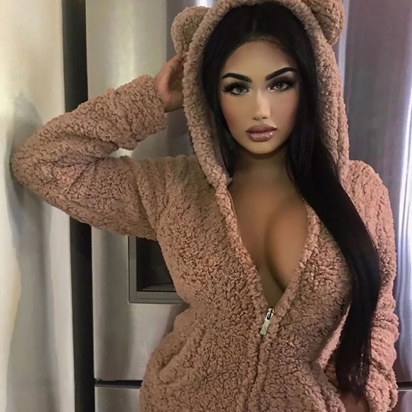 Fashion Nova Bear PJ Romper NWT S - Picture 3 of 6